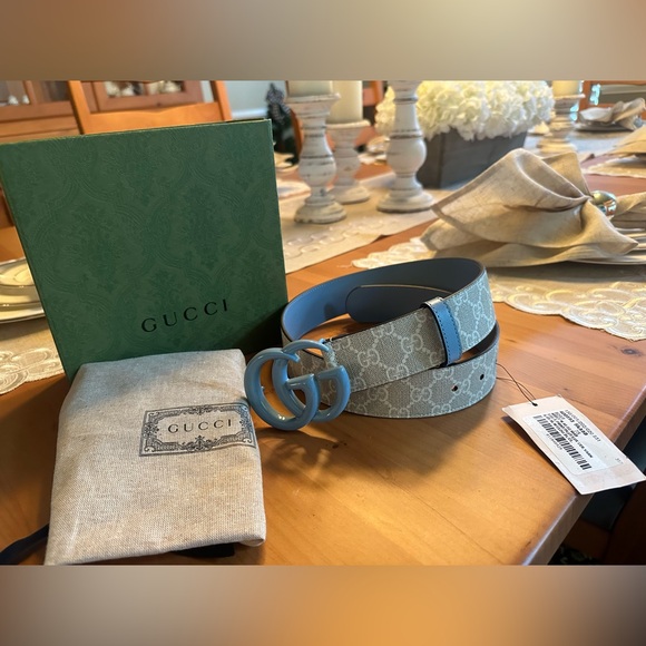 GUGGI Belt NWT! NIB! Size 75/30 - Picture 2 of 5